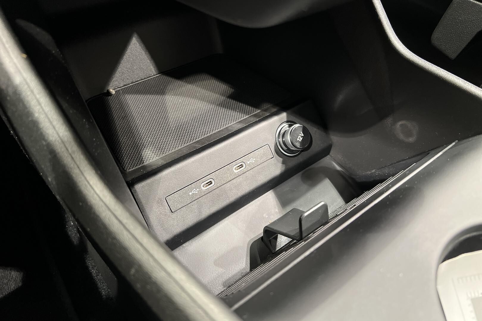 Audi Q4 e-tron iso kuva 25