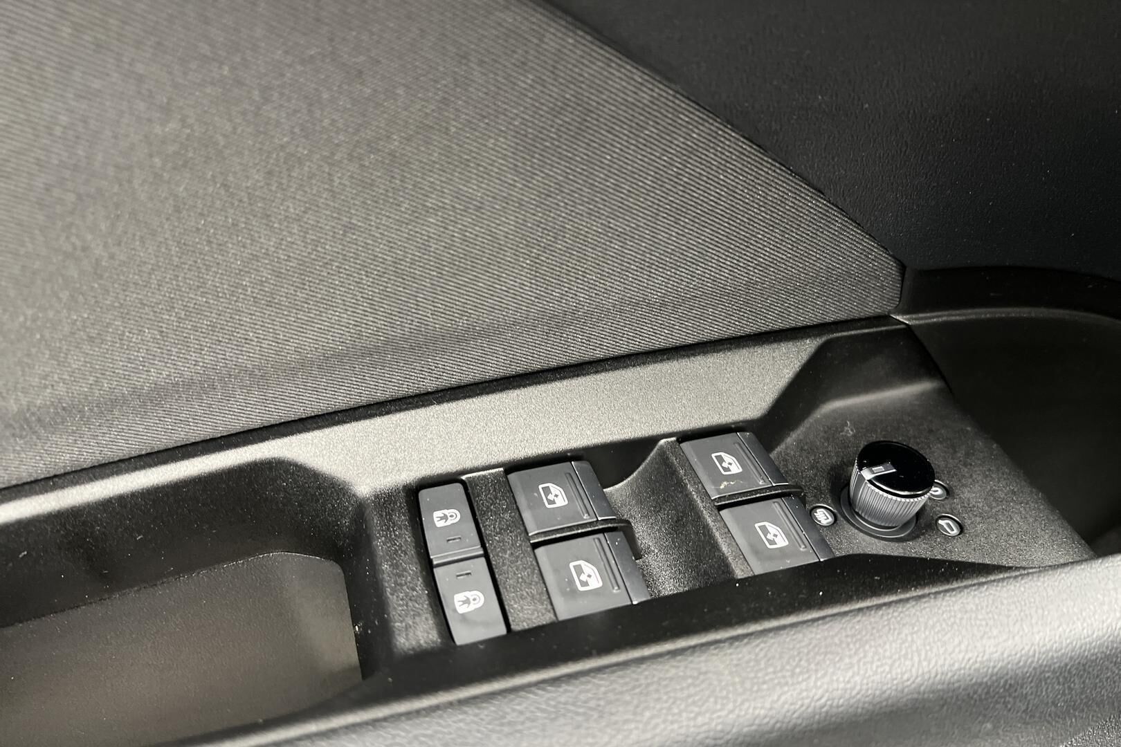 Audi Q4 e-tron iso kuva 30
