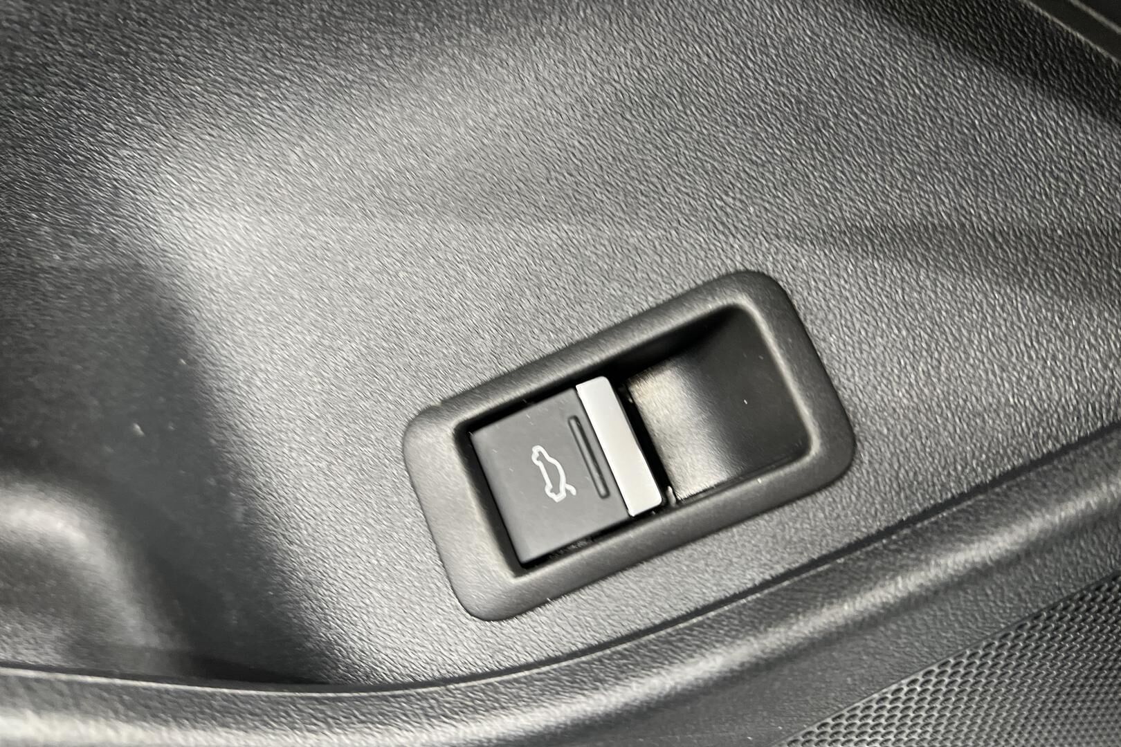 Audi Q4 e-tron iso kuva 32