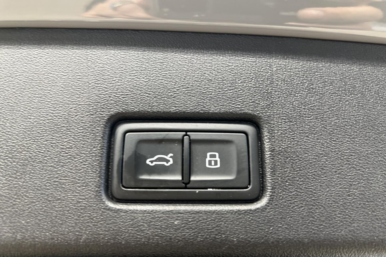 Audi Q4 e-tron iso kuva 38