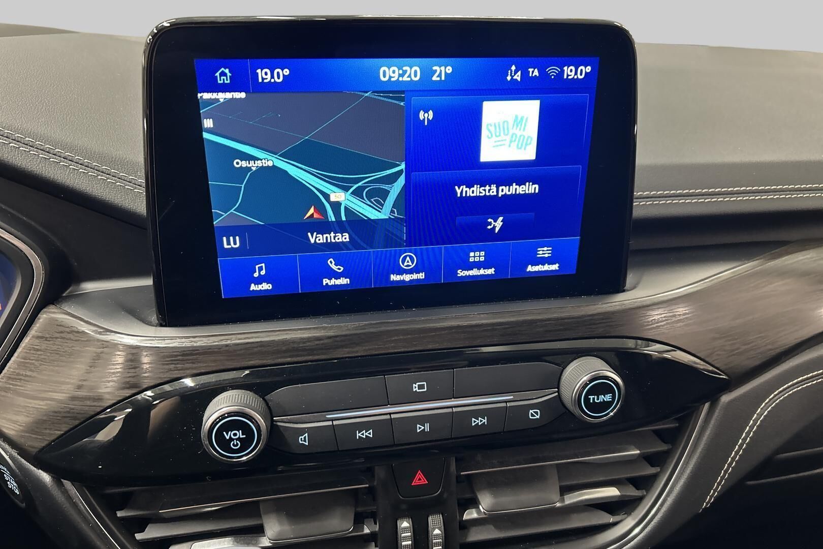 Ford Kuga iso kuva 12