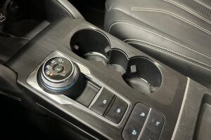 Ford Kuga esikatselu 14