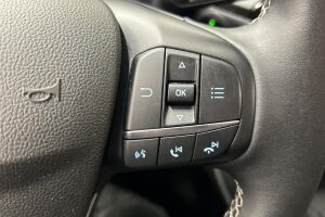 Ford Kuga esikatselu 15