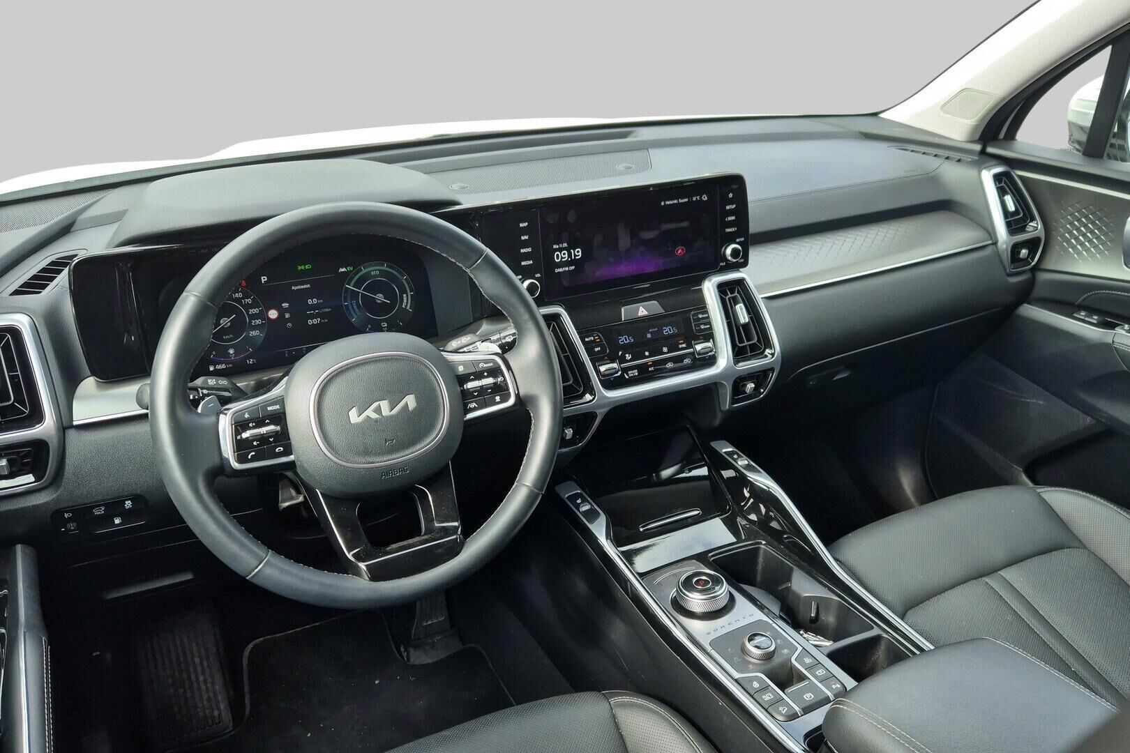 Kia Sorento iso kuva 2