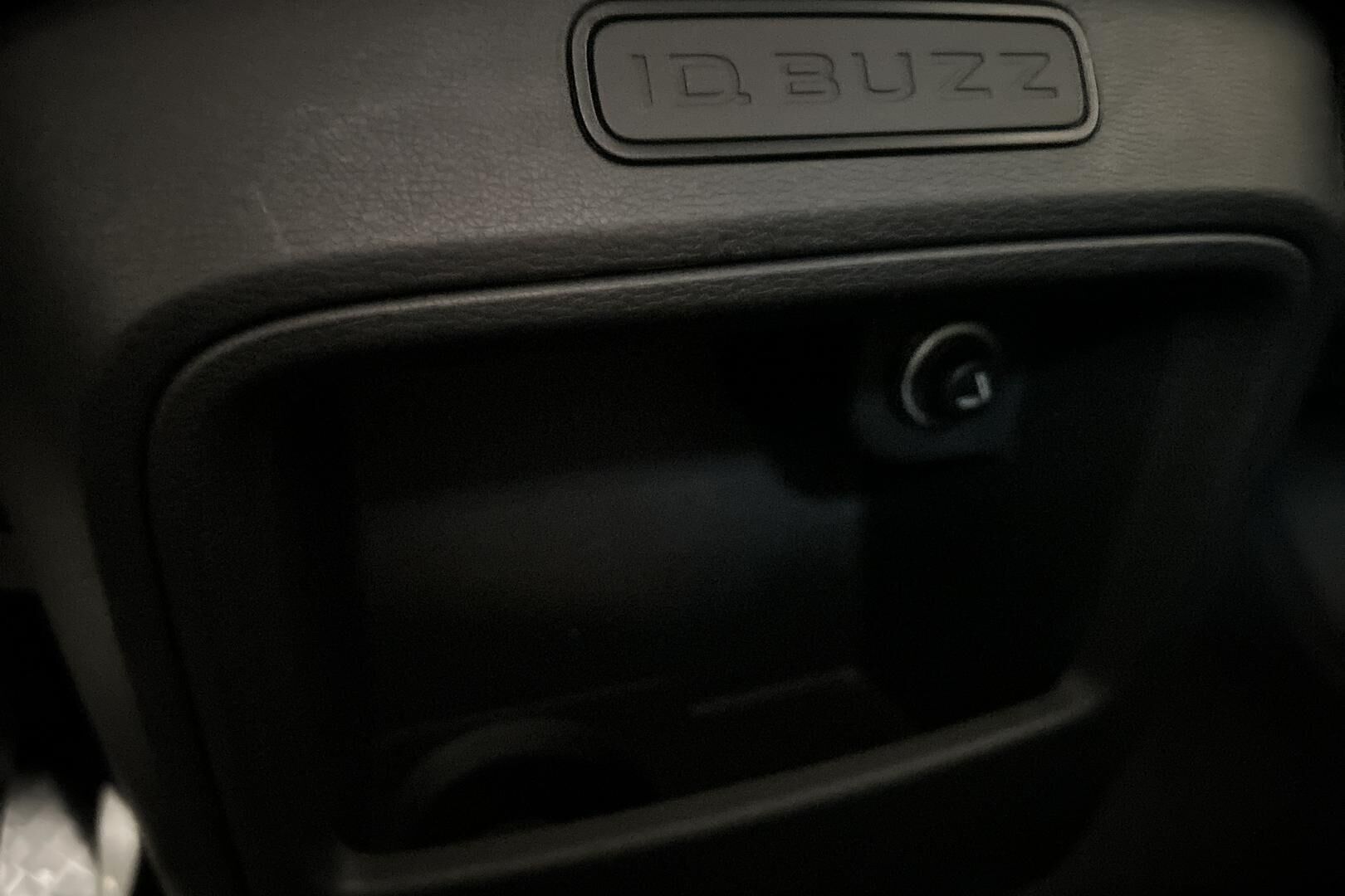 Volkswagen ID. Buzz iso kuva 20