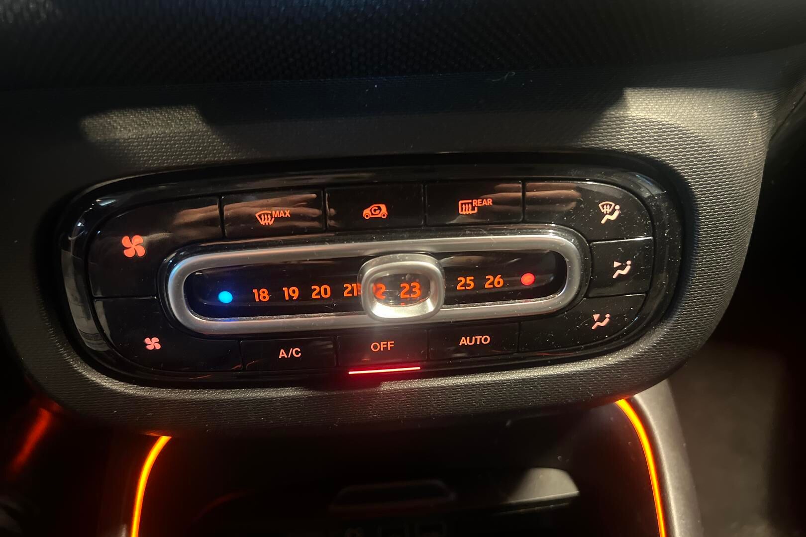 smart forfour iso kuva 25