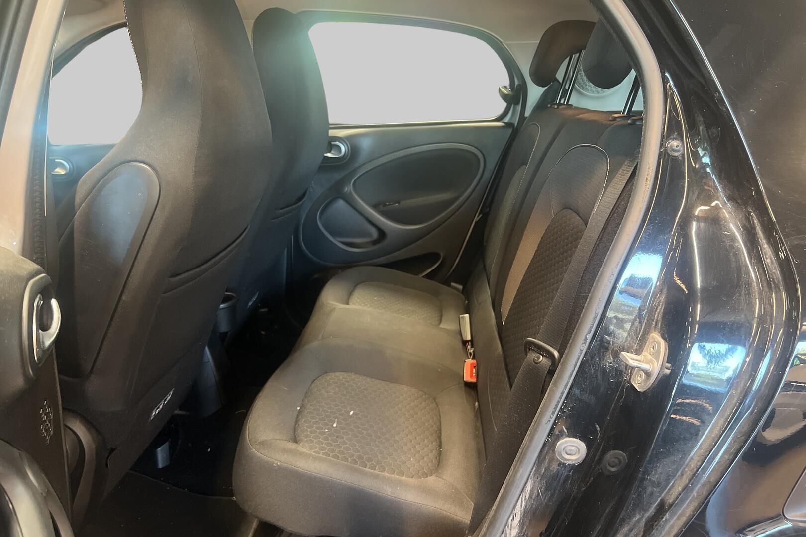 smart forfour iso kuva 9