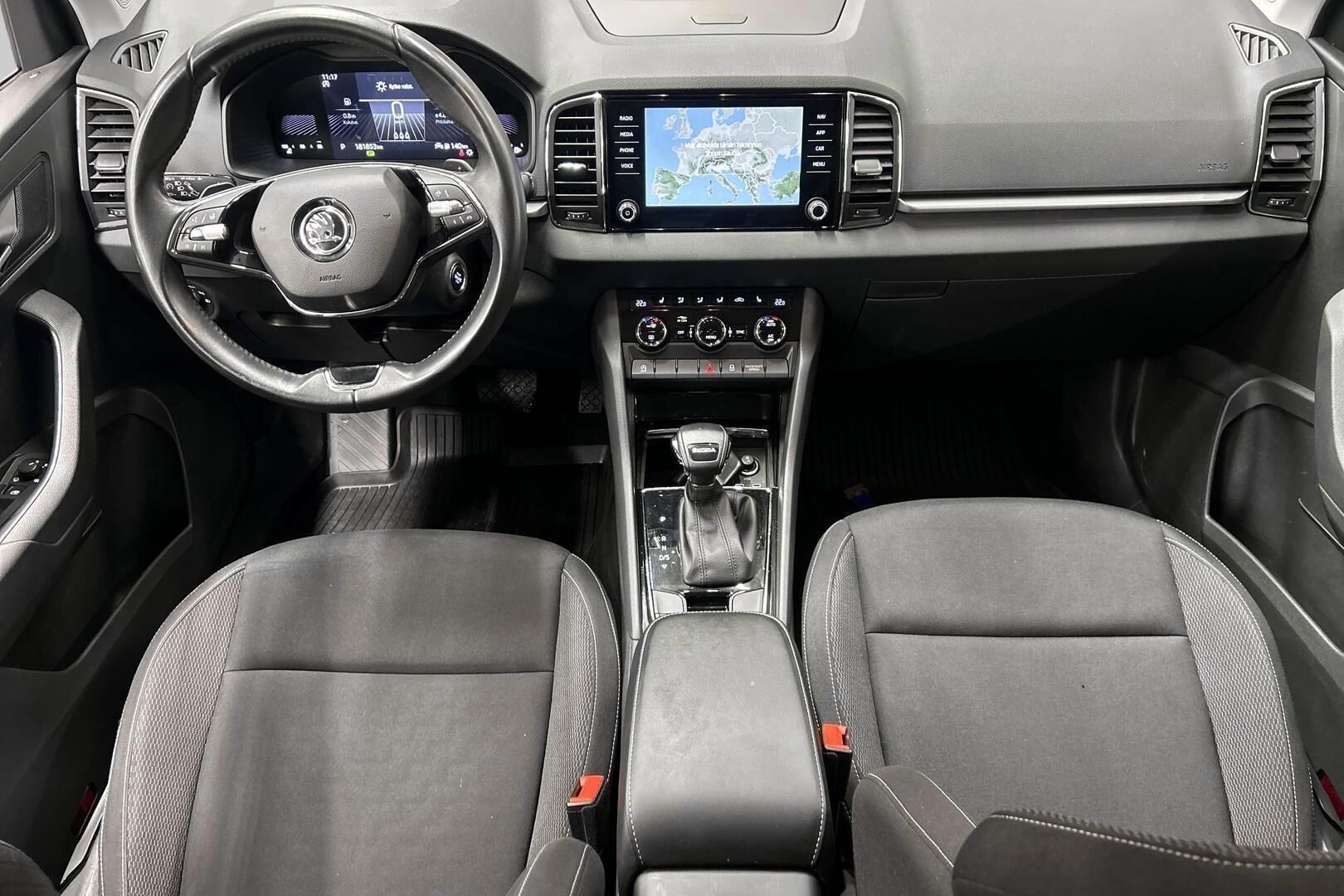 Skoda Karoq iso kuva 11