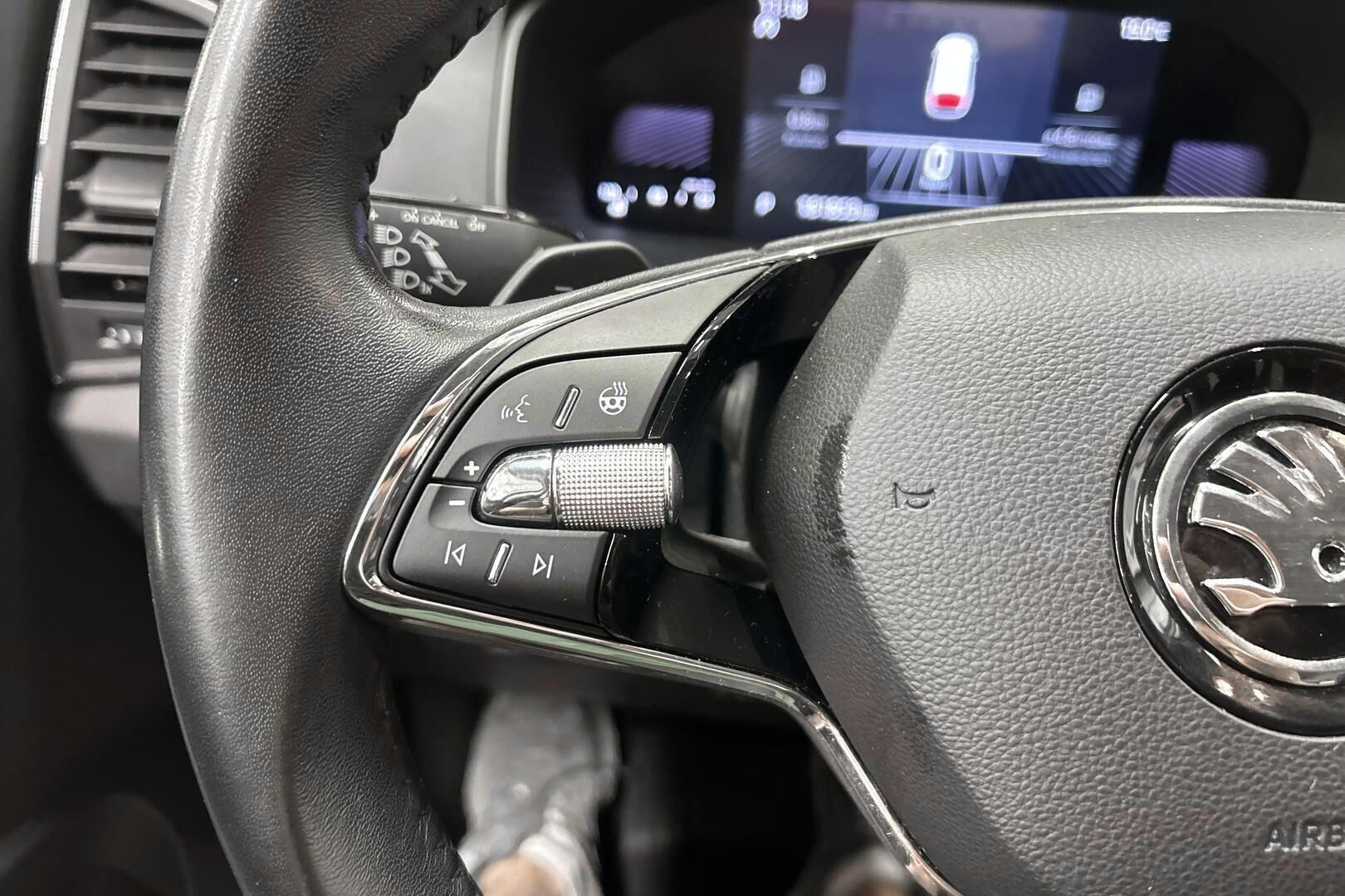 Skoda Karoq iso kuva 19
