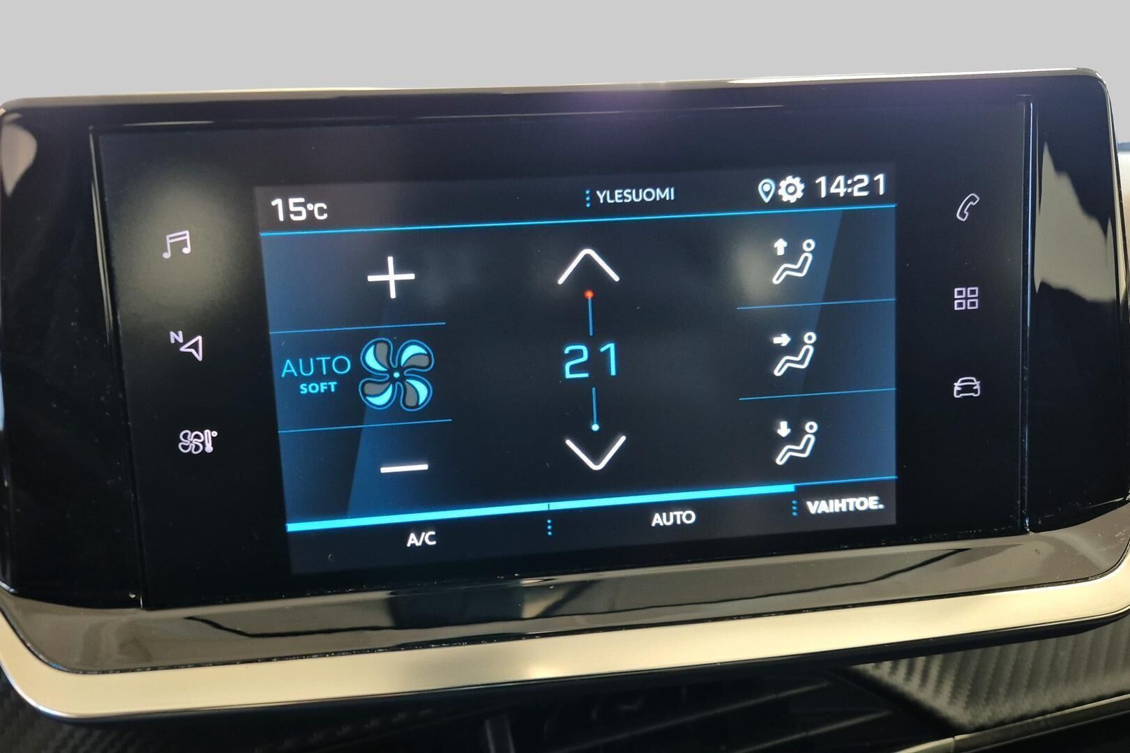 Peugeot 2008 iso kuva 13