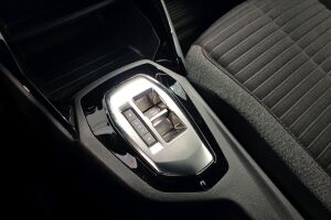 Peugeot 2008 esikatselu 15