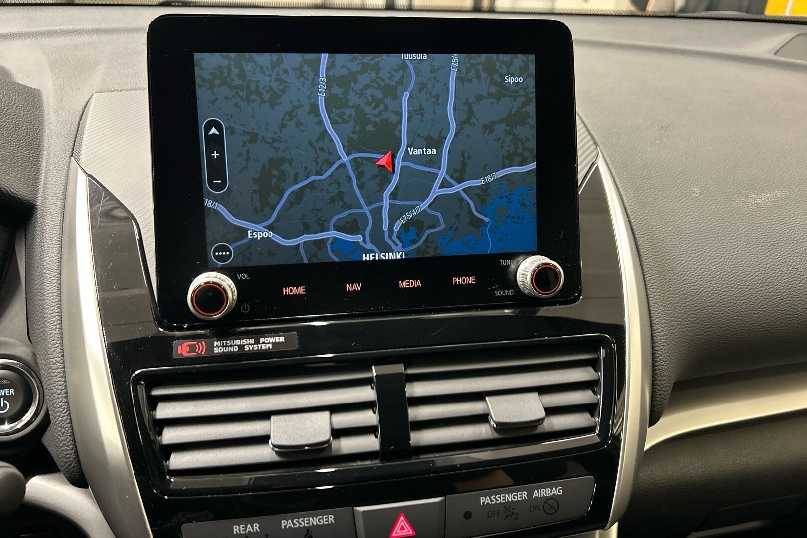 Mitsubishi Eclipse Cross iso kuva 14