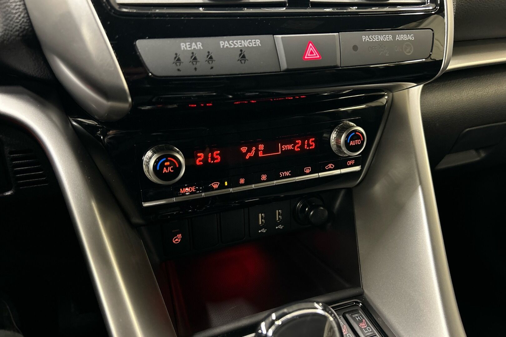 Mitsubishi Eclipse Cross iso kuva 16