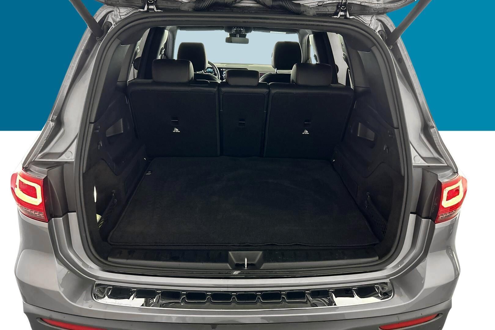 Mercedes-Benz EQB iso kuva 12