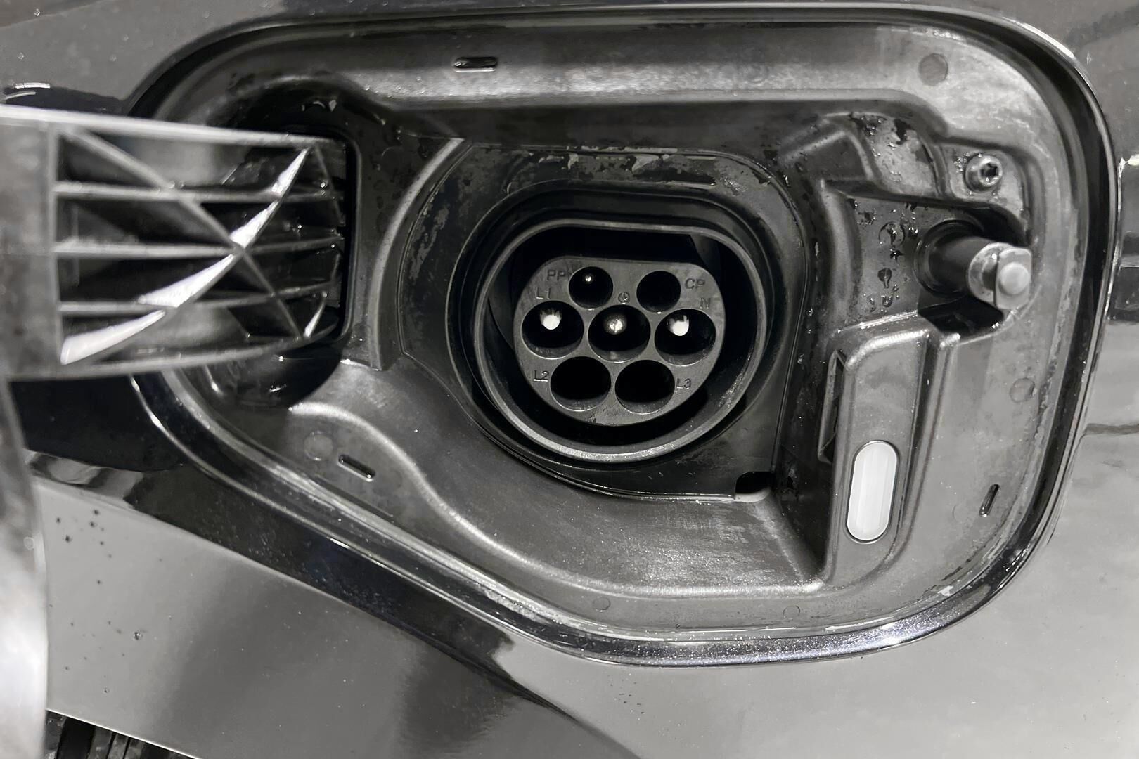 Skoda Octavia iso kuva 10