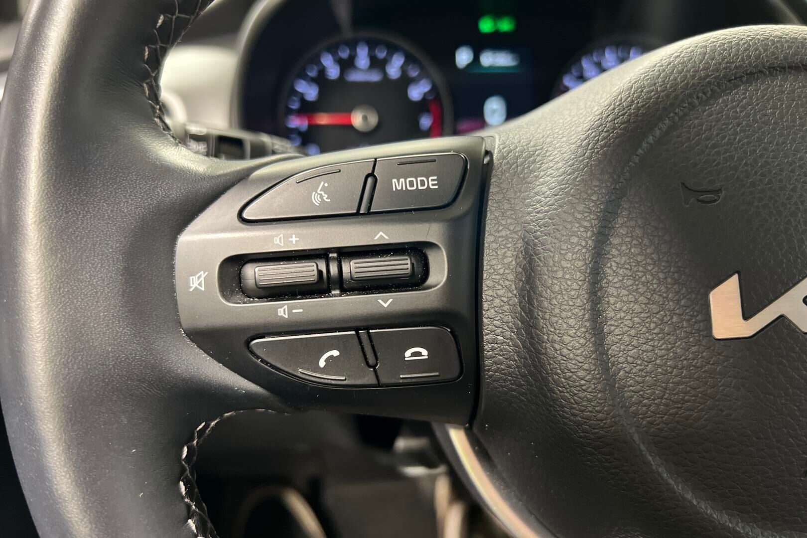 KIA Stonic iso kuva 17