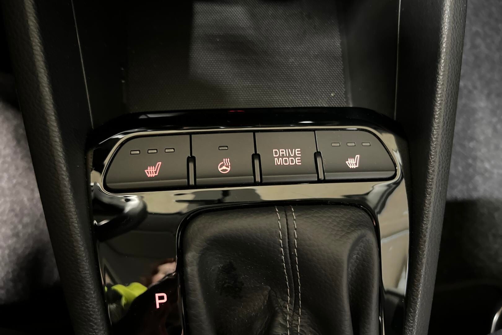 KIA Stonic iso kuva 17