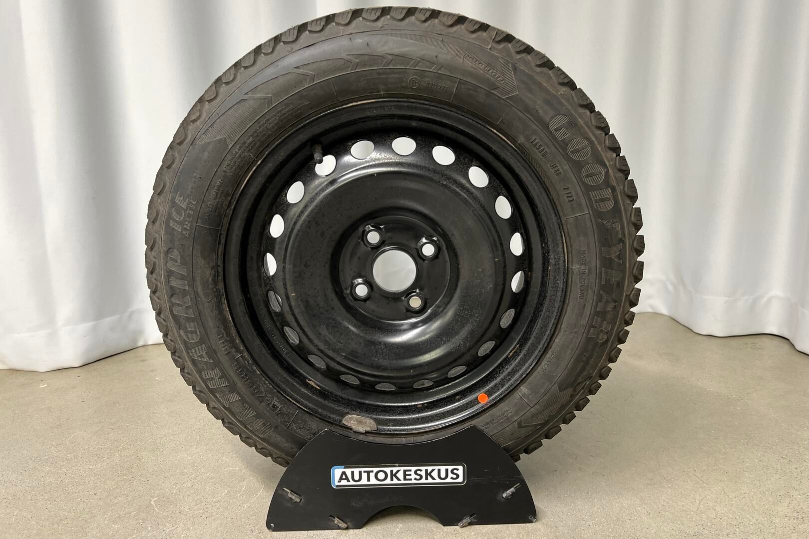 KIA Stonic iso kuva 19