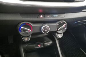 Kia Stonic esikatselu 16