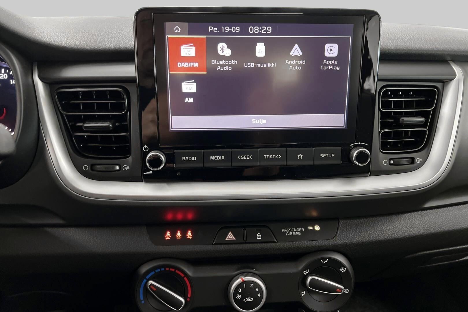 Kia Stonic iso kuva 14