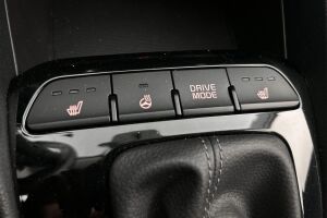 Kia Stonic esikatselu 19