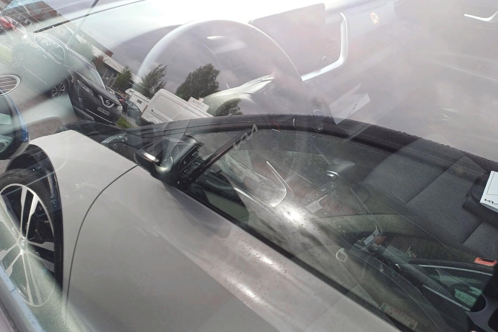 Kia Stonic iso kuva 2