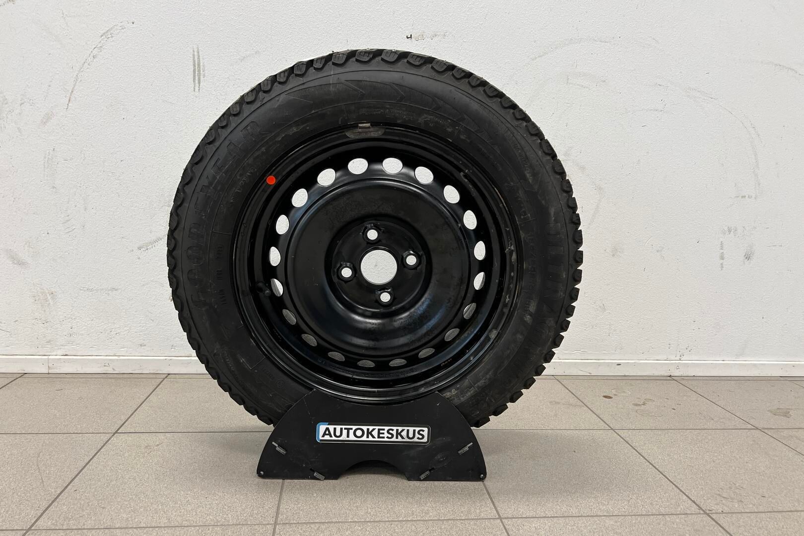 Kia Stonic iso kuva 20