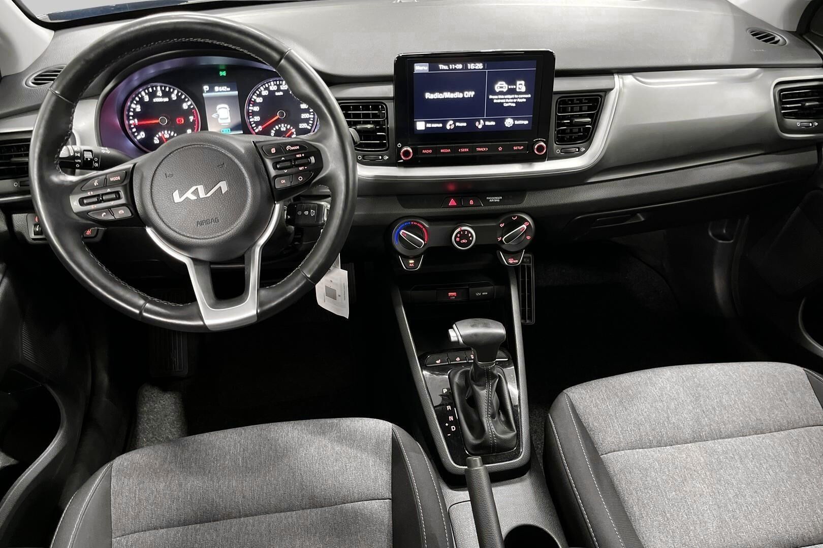 Kia Stonic iso kuva 11