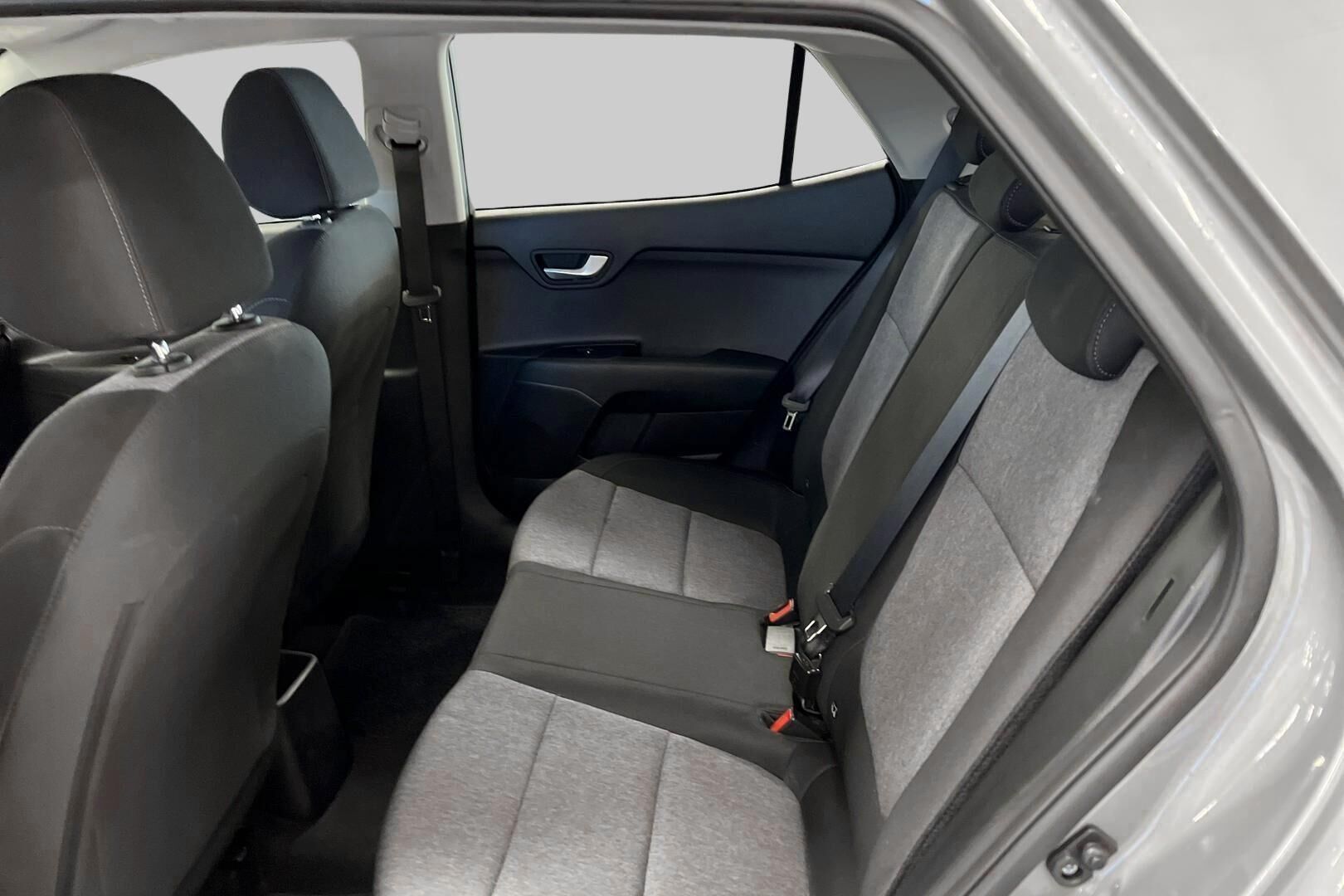 Kia Stonic iso kuva 10
