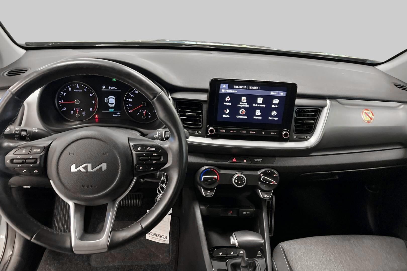 Kia Stonic iso kuva 11