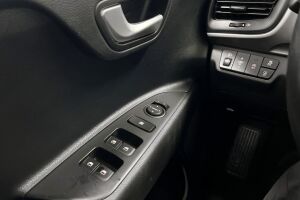 Kia Stonic esikatselu 20