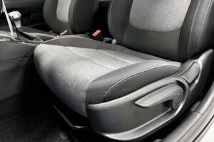 Kia Stonic esikatselu 22