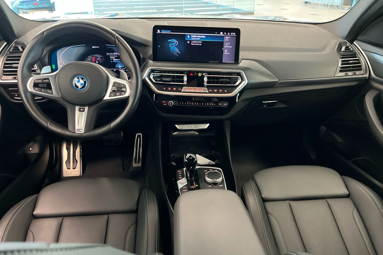 BMW X3 iso kuva 18