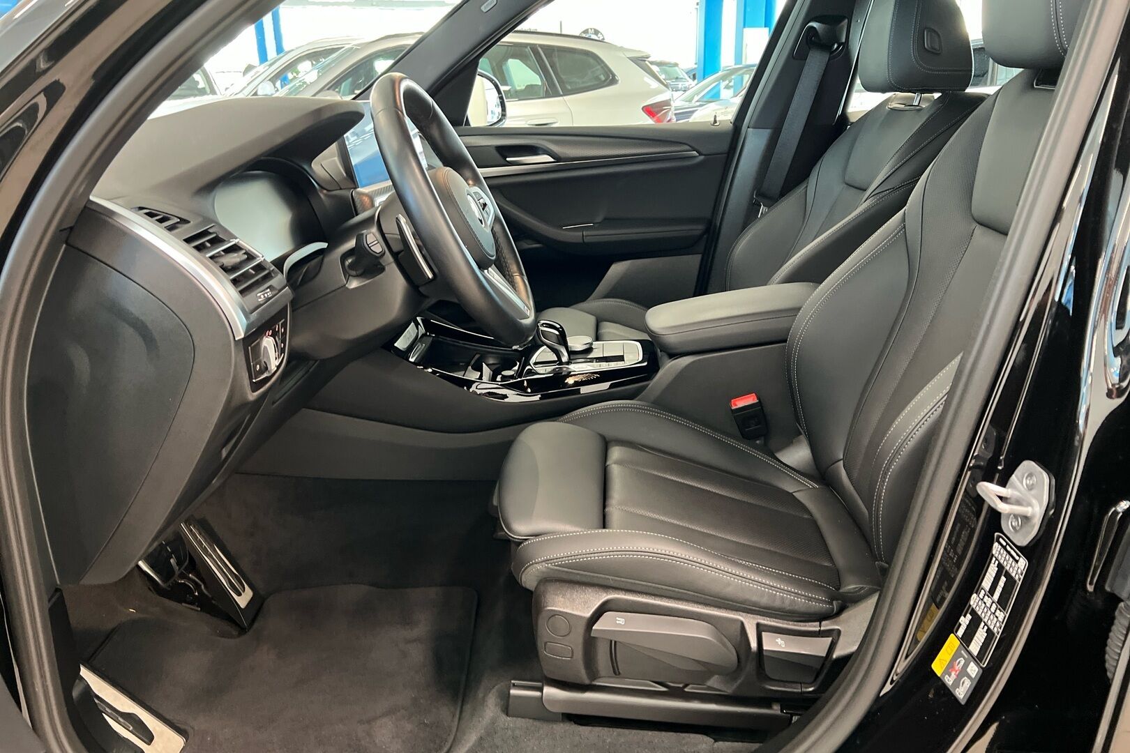 BMW X3 iso kuva 6