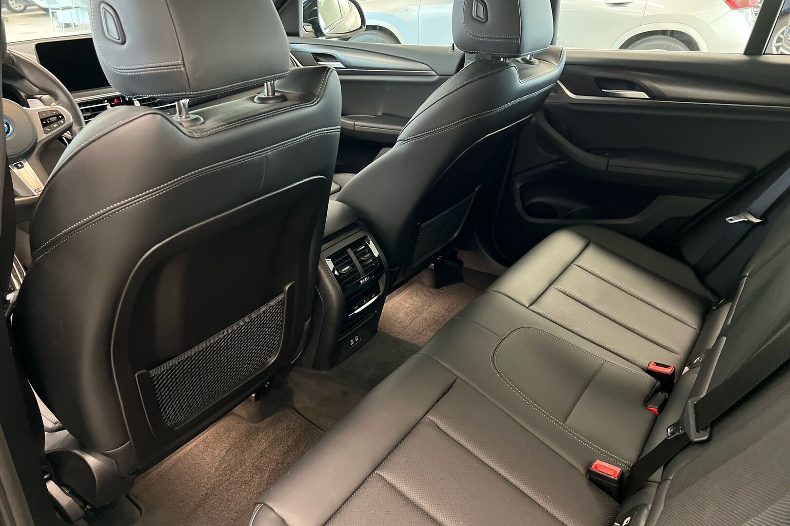 BMW X3 iso kuva 7