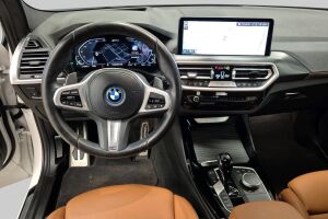 BMW X3 esikatselu 10