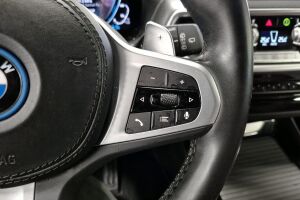 BMW X3 esikatselu 17