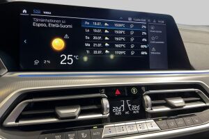 BMW X5 esikatselu 33