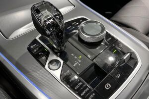 BMW X5 esikatselu 20