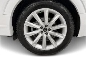 Audi Q8 e-tron esikatselu 13