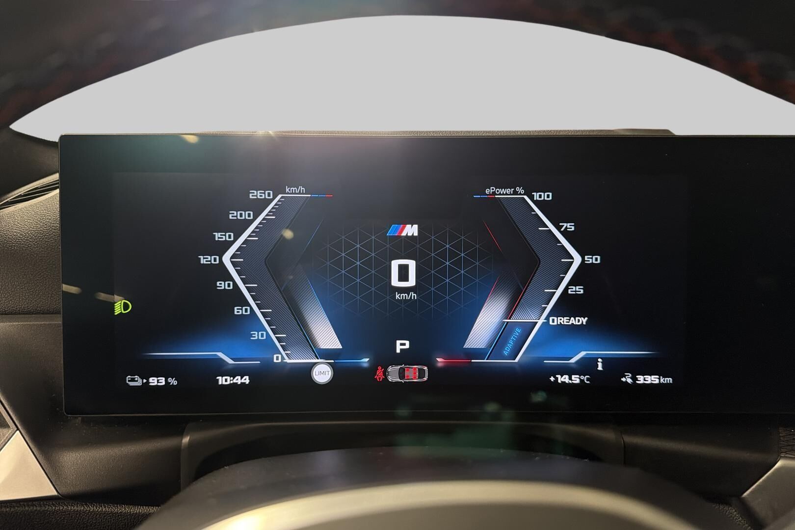 BMW I4 M50 iso kuva 30