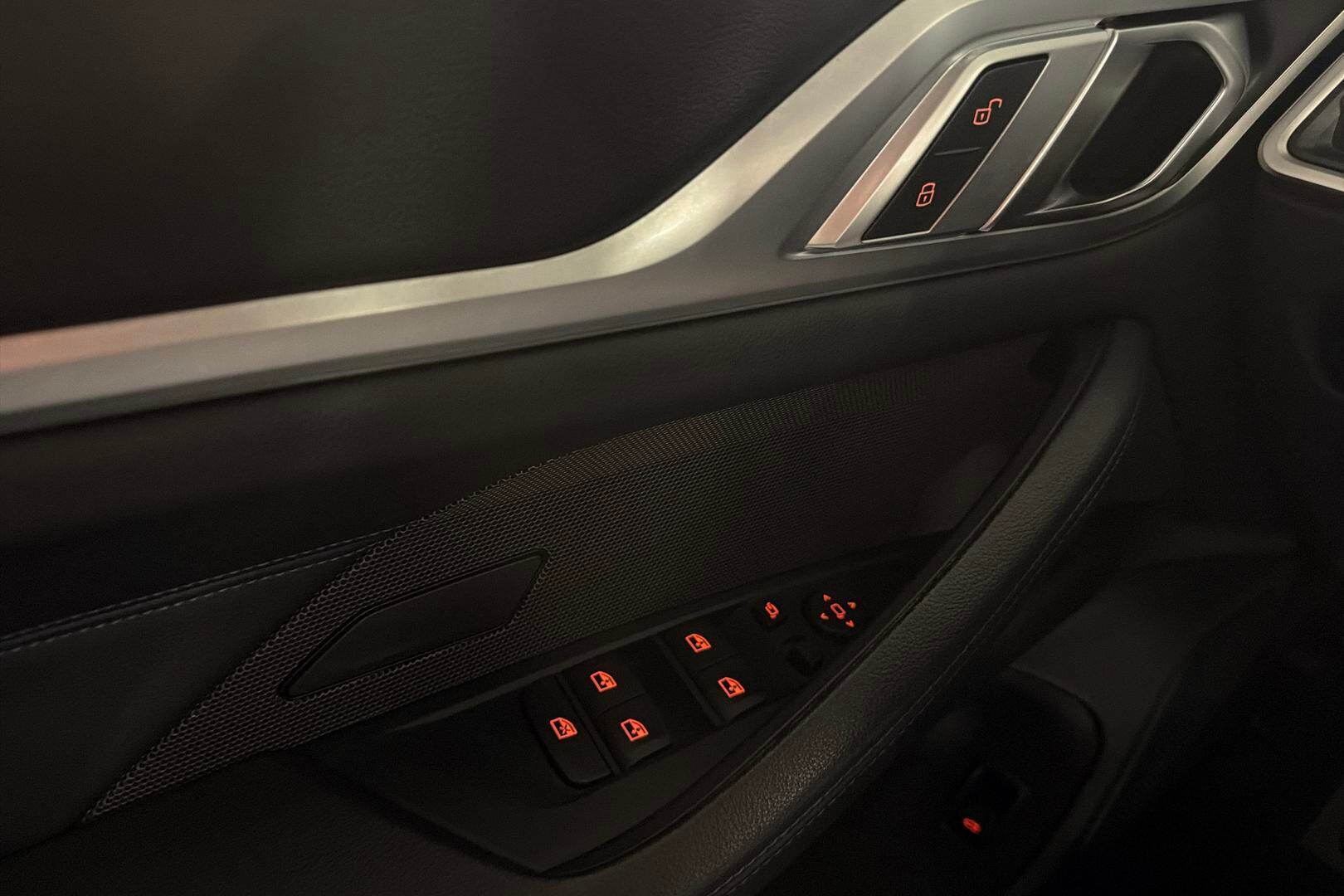 BMW I4 M50 iso kuva 17