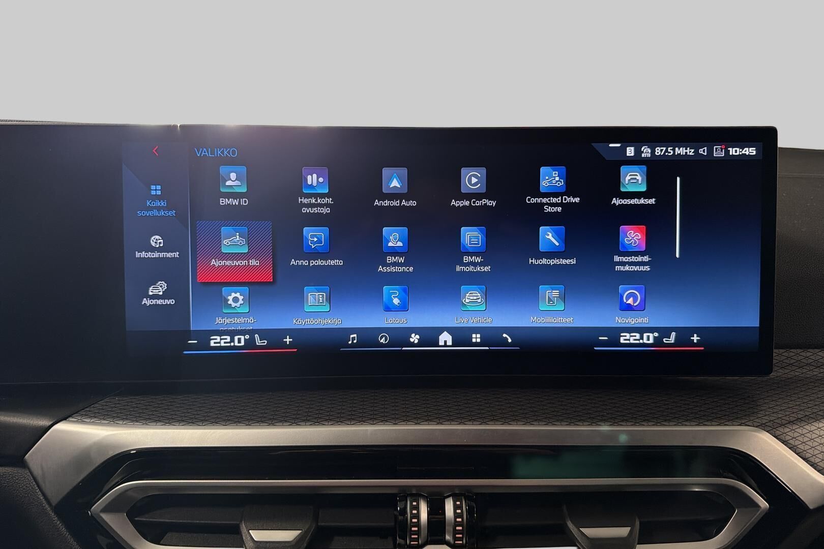 BMW I4 M50 iso kuva 34