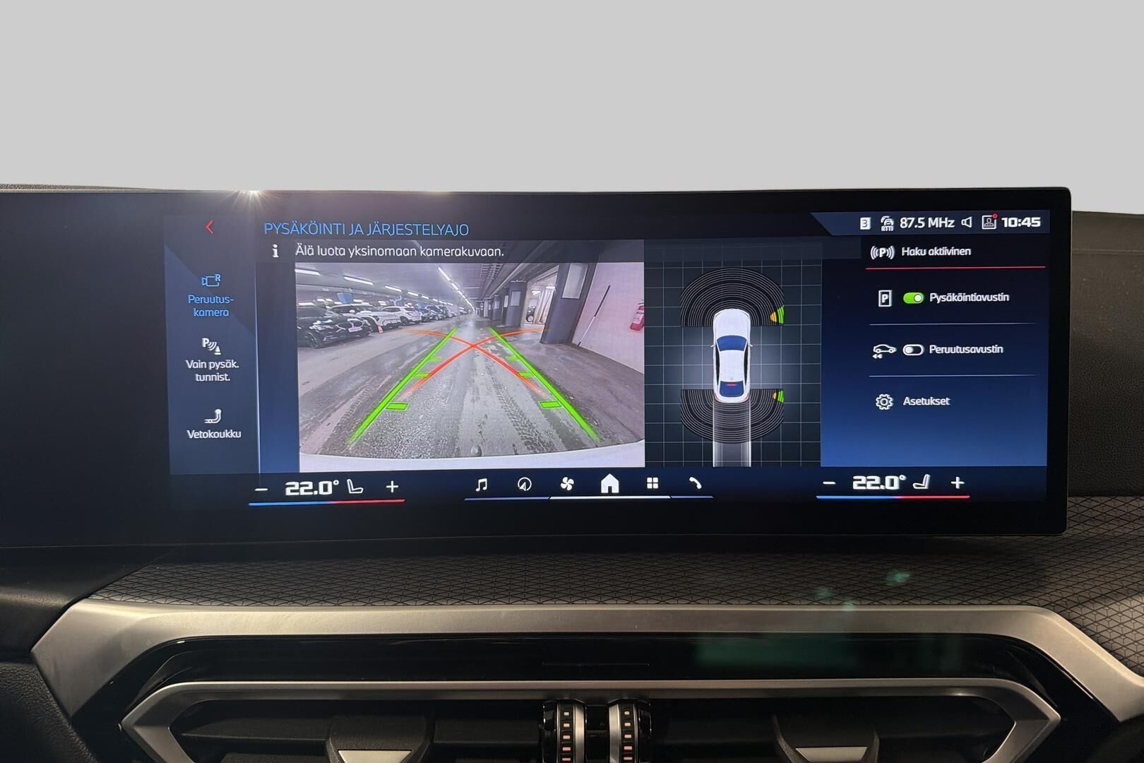 BMW I4 M50 iso kuva 35