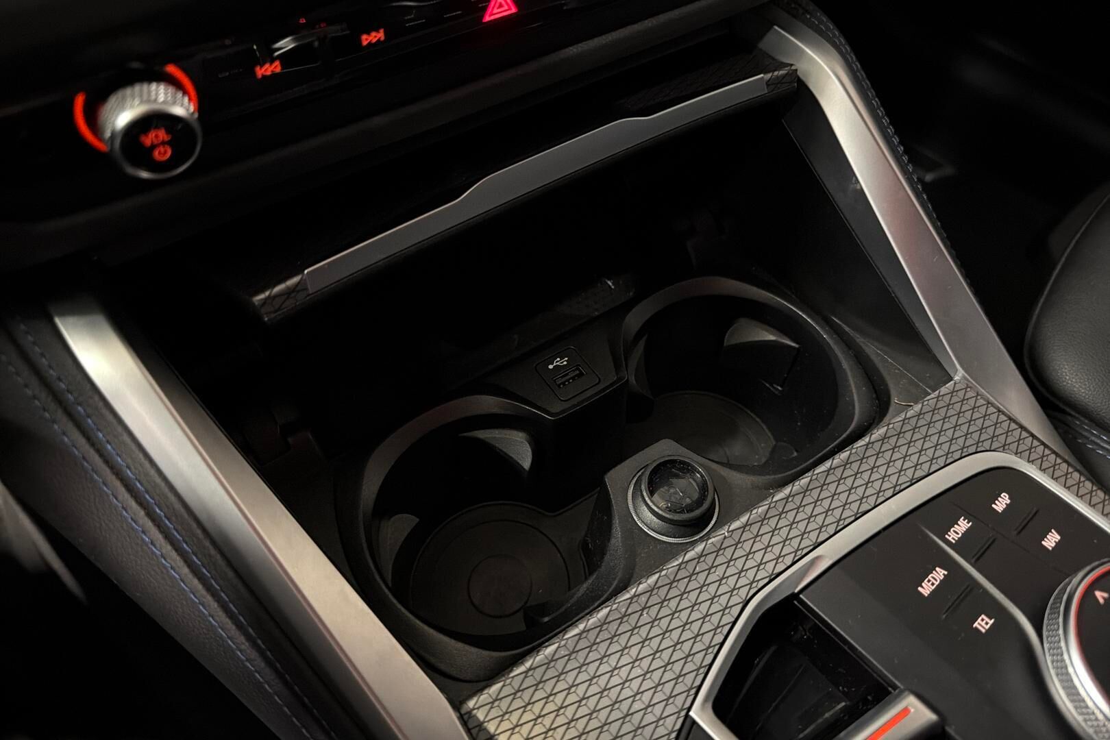 BMW I4 M50 iso kuva 23