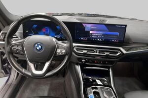 BMW i4 esikatselu 10