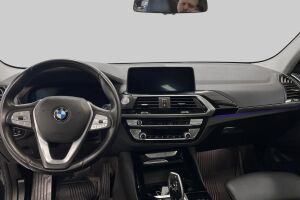 BMW X3 esikatselu 11