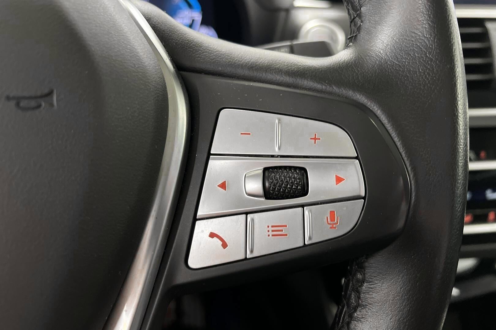 BMW X3 iso kuva 17