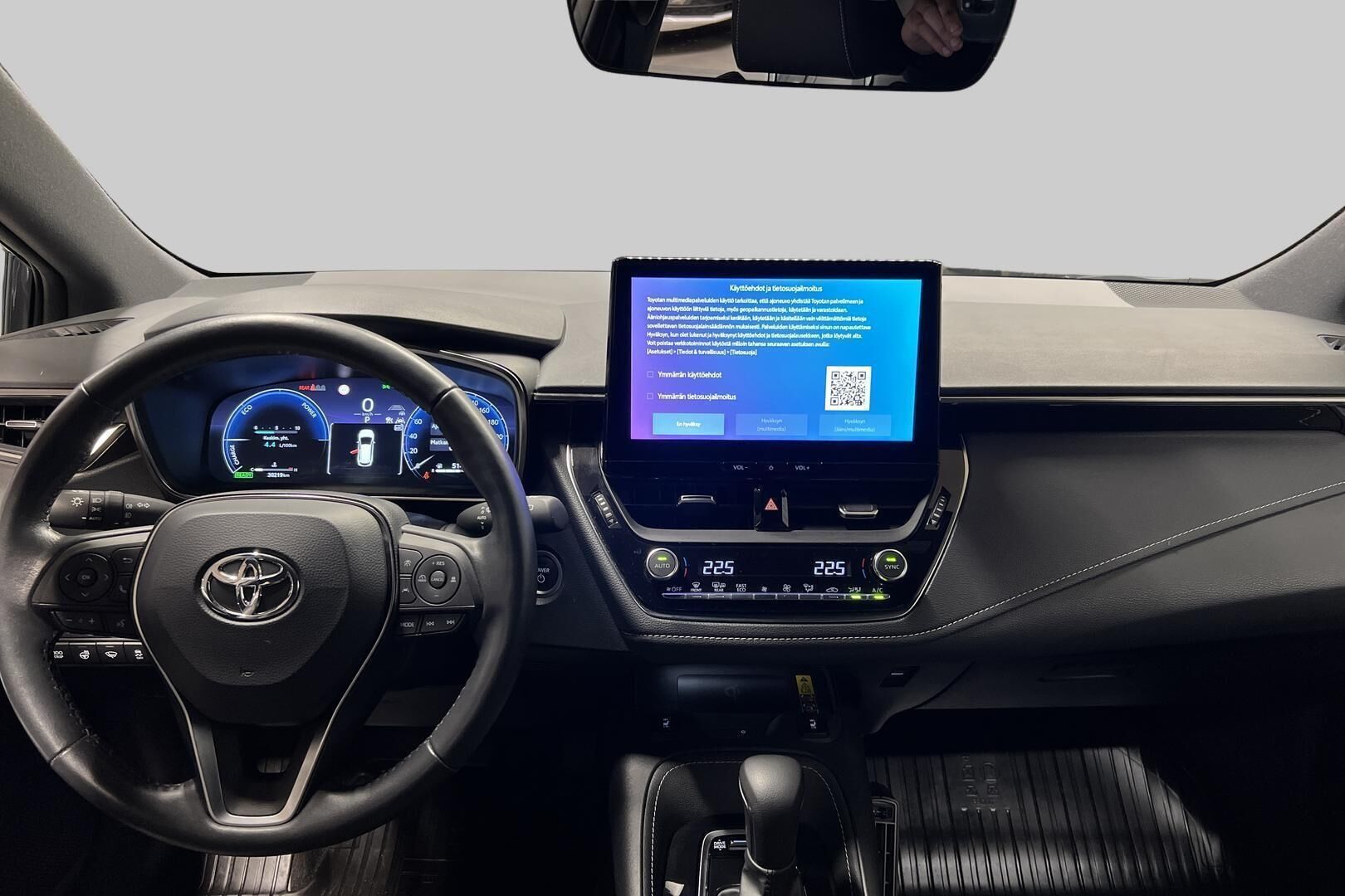 Toyota Corolla iso kuva 10