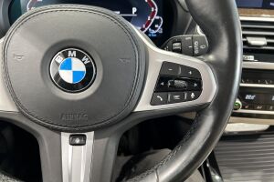 BMW X3 esikatselu 25